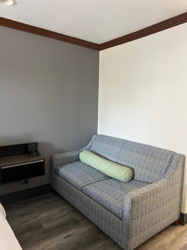 Starlight Inn Huntington Beach image 17